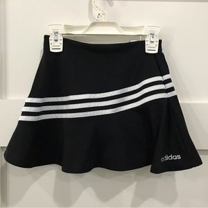 ADIDAS SPORT SKIRT GIRLS W/BUILT IN SHORTS
